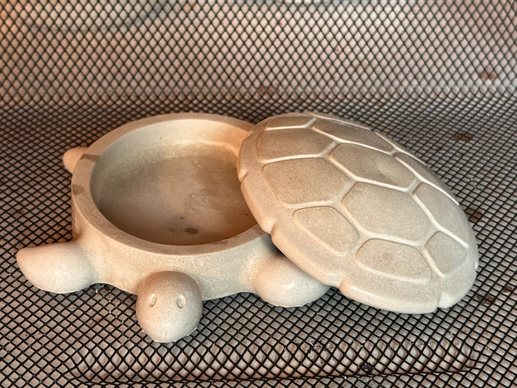 Turtle Dish with Lid Paint Kit